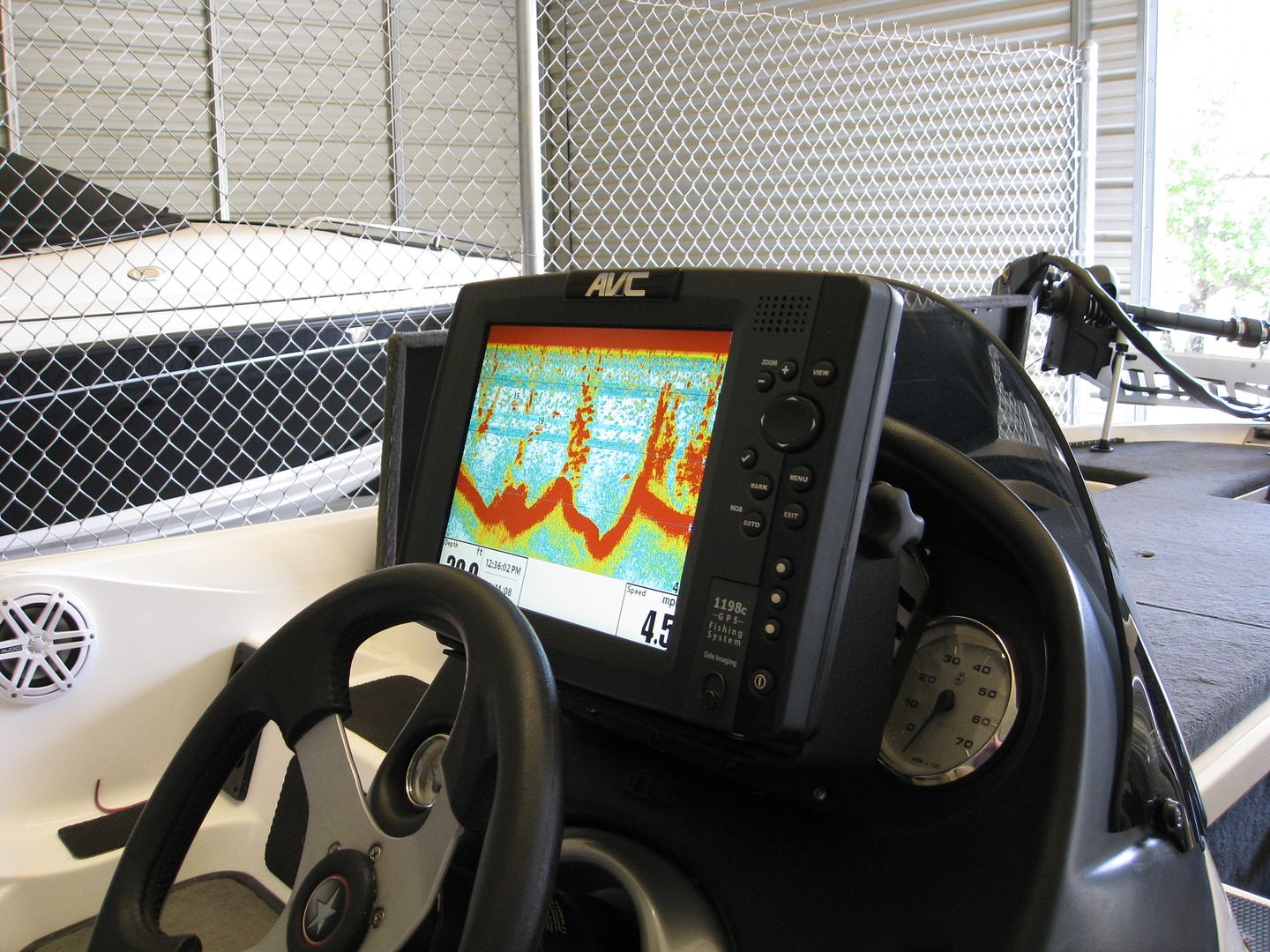 Pictures of HELIX 9/10 units mounted at console?